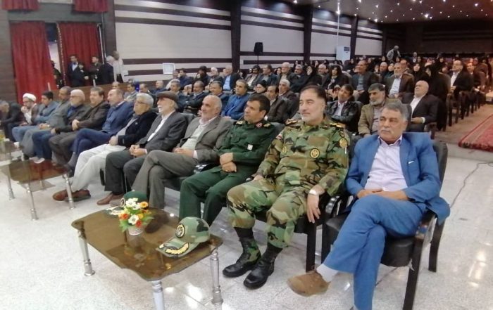 مراسم تكريم از ايثارگران وخانواده شهدا